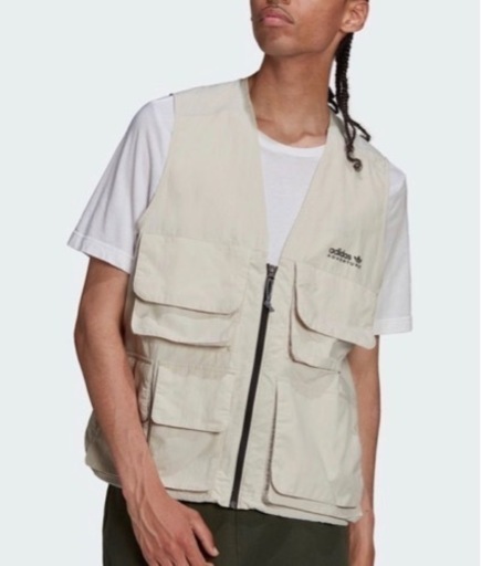 adidas マルチポケットベスト