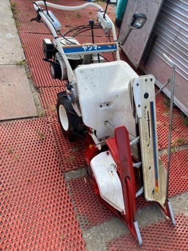 ヤンマー バインダー中古歩行型YB35動力刈取機（結束型）ワンタッチスルー1条二輪タイヤ 　埼玉県