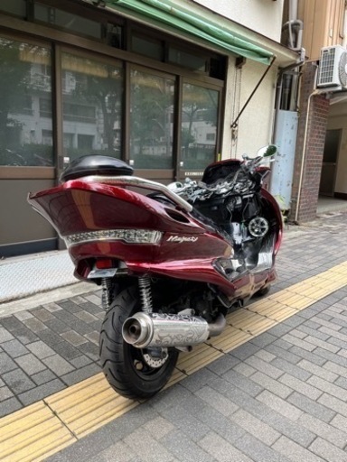 YAMAHA マジェスティ　希少マフラー4発スピーカー LED付き