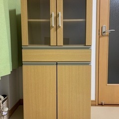 食器棚