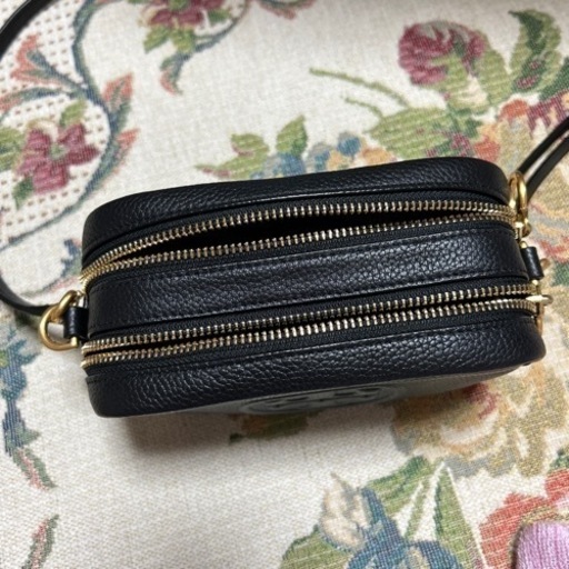 トリーバーチ　ベリーポンベショルダーバッグ　お値下げしました、