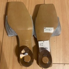 RANDA ギャザーデザインシアーミュールの画像