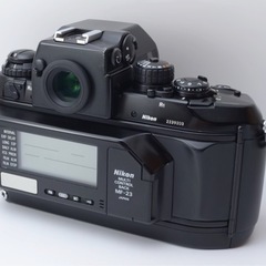 ★Nikon F4★動作好調●MF-23付き●プロストラップ付き●フラッシュ付き  1ヶ月動作補償あり！ 安心のゆうパック代引き発送！ 送料、代引き手数料無料！の画像
