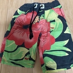 partyparty 半ズボン　120 美品