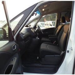 ■630★日産　セレナ　ハイウェイスターS-ハイブリッド（平成26年）★スマートキー★両側Ｐスラ★ＳＤナビ★Ｂカメ★クルコン★ＥＴＣ★ＬＥＤライト★フォグ★レーンアシスト★ＴＲＣ★ウインカーミラー★純正ＡＷ★の画像