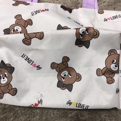 トートバック　ナイロン　くまさん　カバンの画像
