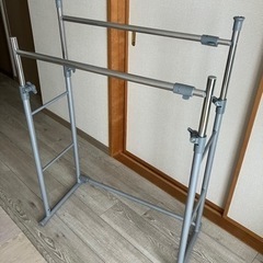 押入れハンガーラック　2段式(お話中)の画像