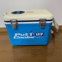 クーラーボックス
