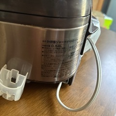 炊飯器の画像