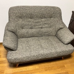 ハイバックソファ　最終価格　4000円値引きしました。