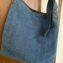 刺繍　バッグ　の画像