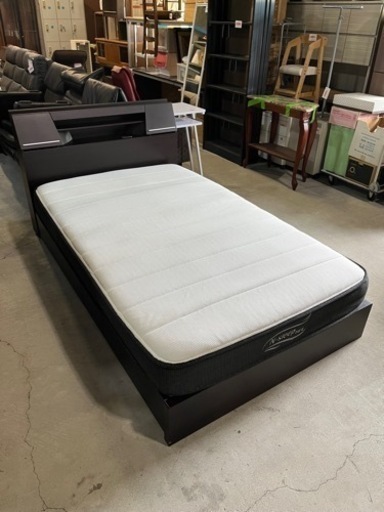 ☆売れ筋商品!!☆ 収納付!! 早い者勝ちです!! セミダブルベッド フレーム＆マットレス