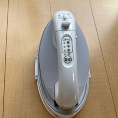 アイロン　Panasonic カルル