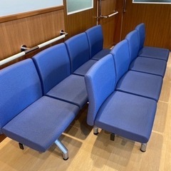 ロビーチェア　4人掛け　1つ