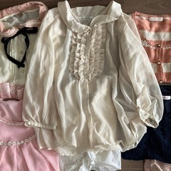 45,000円相当レディースブラウス15枚セットの画像