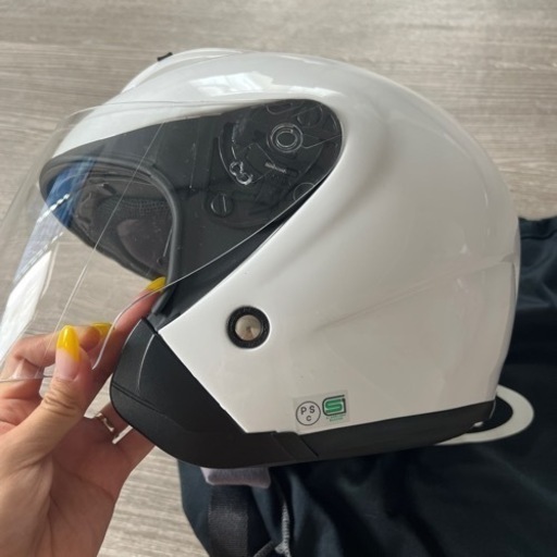 HJC ジェットヘルメット 白 値下げしてます！