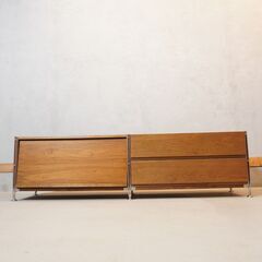 無印良品(MUJI)の人気のウォールナット材×ステンレス ユニットシェルフ/引き出し ボックス・フラップ扉付です。シンプルなデザインのローボード。インダストリアルモダンなお部屋にオススメ！DG523の画像