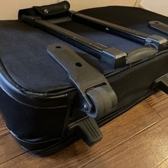 取引中　キャリーバッグ　の画像