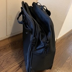 取引中　キャリーバッグ　の画像