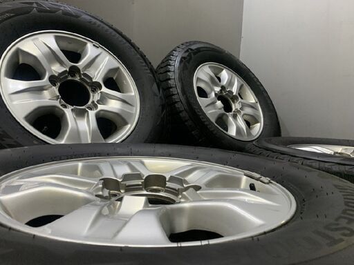 【BS BLIZZAK DM-V2 275/65R17】スタッドレス【トヨタ ランクル100 後期 純正ホイール 17インチ 8J5HPCD150+60】20年製 バリ溝　(VTI759) クレジットカード QR決済可能