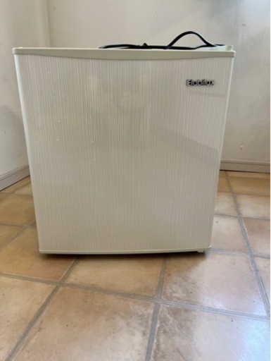 吉井電気 Elabitax ER-516(W) 冷蔵庫 46L 1ドア 右開き