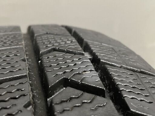 DUNLOP WINTER MAXX WM02 185/60R15 15インチ スタッドレス 4本 20～21年製 バリ溝 シエンタ 