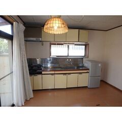 初期費用50000円物件（分割払いなどはありません）弊社より初期費用がが安い条件がありましたらご対応いたします。家賃１カ月無料＆仲介手数料0円＆家財保険全て含まれております。 狭山市笹井戸建て物件待ち合わせにてご見学＆ご契約可能です。お問い合わせお待ちしております  LINE公式アカウントに登場！お得な情報を受け取るには、以下のリンクから友だち追加してください。https://lin.ee/g7Kl1pG − 埼玉県