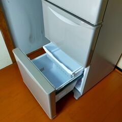 日立ノンフロン冷凍冷蔵庫R-27FVの画像