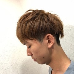 男性限定火曜〜木曜20時以降店舗お試し1000カット※ヘアスタイル問いませんご希望通りのヘアスタイル再現します※ - 美容