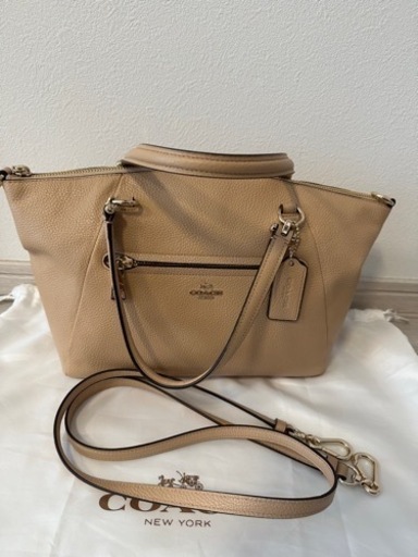 coach ショルダーバッグ　ベージュ