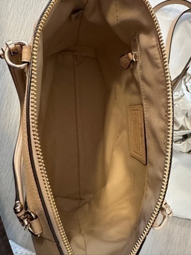 coach ショルダーバッグ　ベージュ