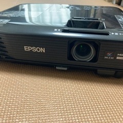 EPSON ビジネスプロジェクター　EB-W420 中古の画像