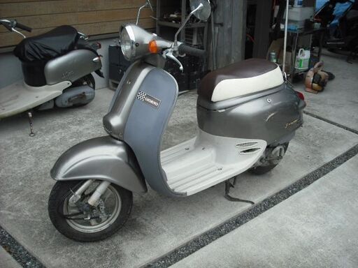 HONDA Giorno ジョルノ  (AF24) シルバー・ゴールド