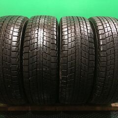 DUNLOP WINTER MAXX SJ8 215/65R16...