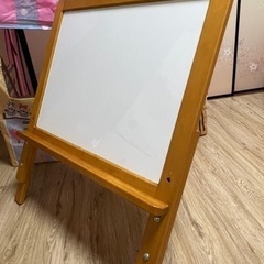 家庭保育園　ホワイトボード　お絵描きボード　木製の画像