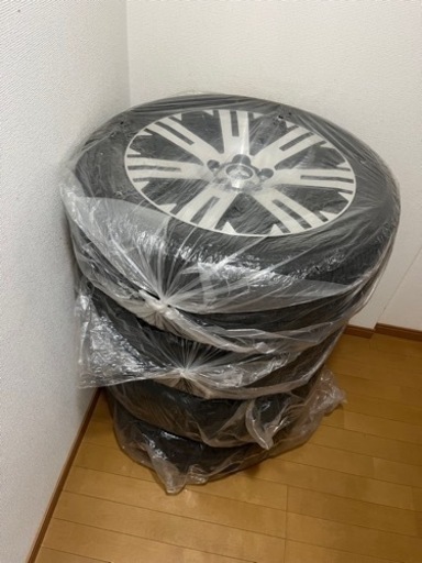 デリカD5  三菱新型 純正アルミ タイヤ4本セット（自取）