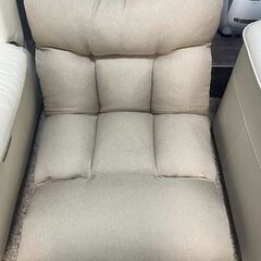 つながるワイドポケットコイル座イス　ニトリ