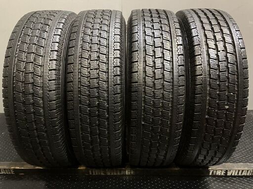 TOYO DELVEX 934 195/80R15 107/105L LT 15インチ スタッドレス 4本 バリ溝 ハイエース キャラバン等　(TD053)  クレジットカード QR決済可能