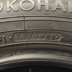 YOKOHAMA dB decibel E70 215/60R16 16インチ 夏タイヤ 4本 バリ溝 クラウンロイヤル マークX ヴェゼル等　(VTK818) クレジットカード QR決済可能