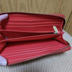 Folli Follie　赤エナメル長財布の画像