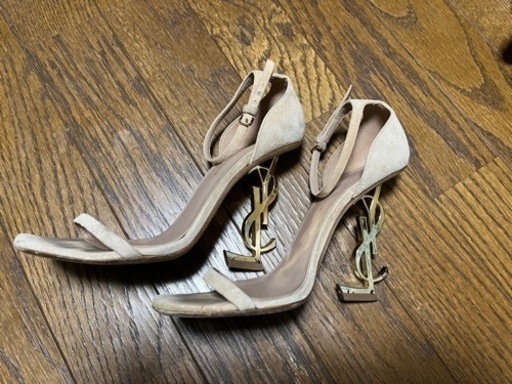 イブサンローラン　ESL サンダル