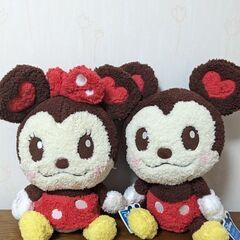 ディズニー　ミッキーとミニーのぬいぐるみ