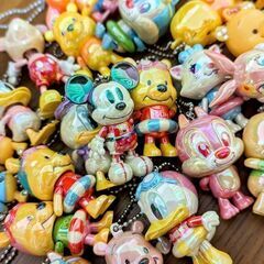 ディズニー　キラキラキーホルダー