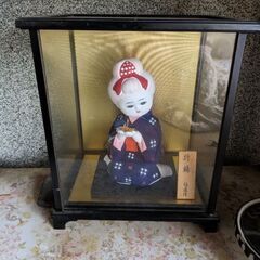 日本人形