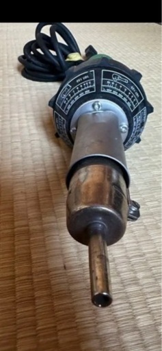 他媒体にてご購入決定！内装道具床工事、LEISTER  CH-6060 中古　美品