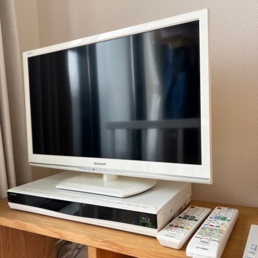 【受渡し先決定済み】シャープ　24型　液晶テレビ　2014年製