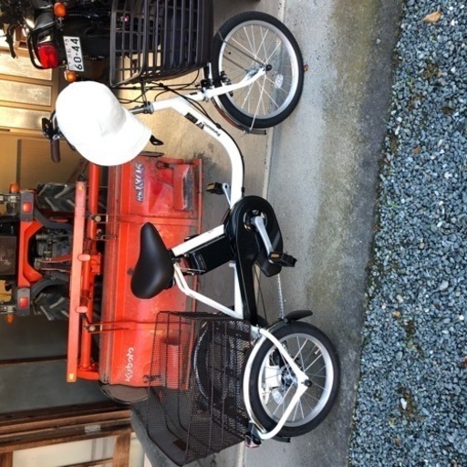 ほぼ新品パナソニック電動アシスト三輪車
