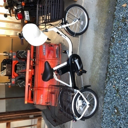 ほぼ新品パナソニック電動アシスト三輪車