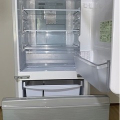 冷蔵庫 Sharp SJ-PD14W-S 2012製の画像
