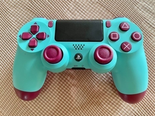 【譲り先決まりました】PS4 DUALSHOCK4